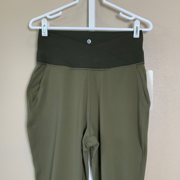 Lululemon Sunset Salutation Crop - Picture 9 of 16